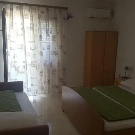 Studio Marinella Apartment