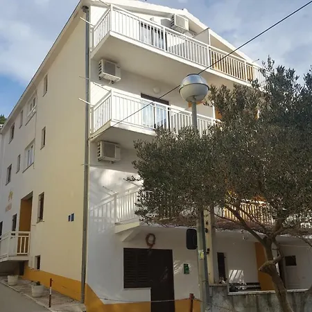 Apartment Studio Marinella *